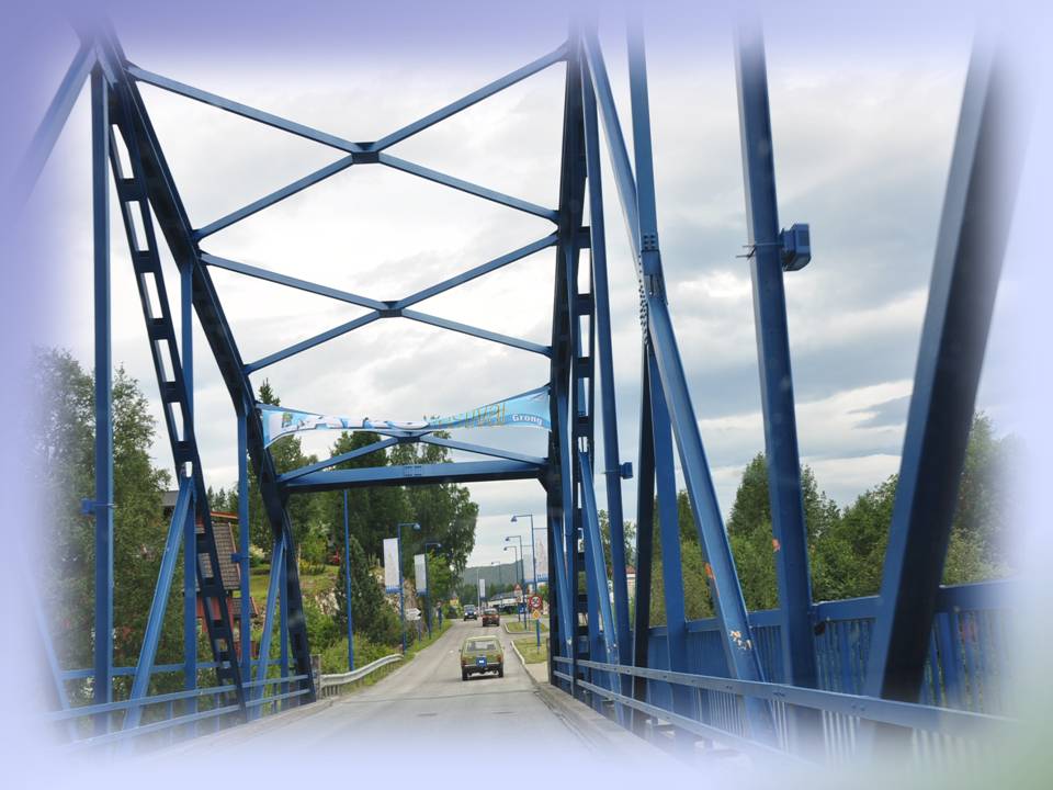 Il ponte che porta dalla E6 a Grong